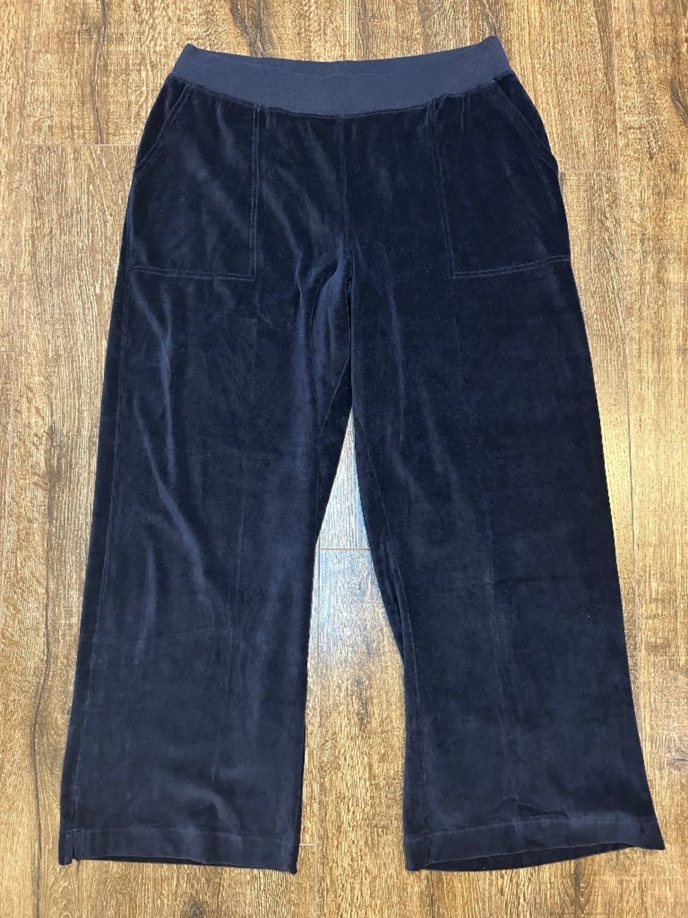 Pact Pure Velour Collection 100% Organic Cotton Size Xl